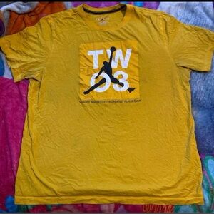Yellow Jordan shirt size xtra large
